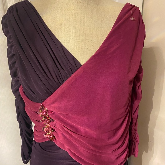 Katia dress has two different colour of sleeves US is size S Chinese size is 2XL - Picture 3 of 10